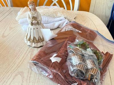 Vintage ceramic girl napkin holder plus