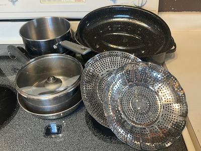 Kitchen cooking items