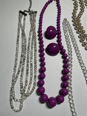 Vintage necklaces & earrings