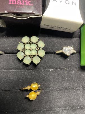Rings (4 NIB)