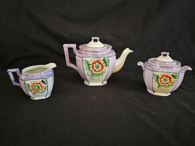 Vintage lusterware tea pot set marked Japan on base