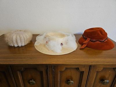 Three vintage women's hats - Doris - TinaLuxe - Coralie Made in Italy