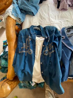 LADIES CLOTHING, LEATHER JACKET, VEST, AND PANTS