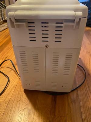 HITACHI BREAD MACHINE