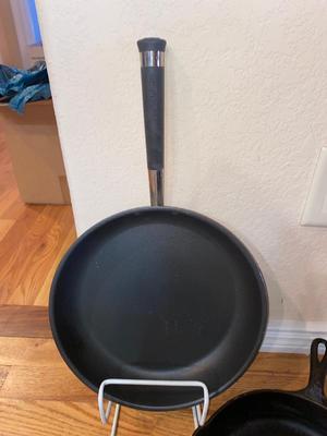 A VARIETY OF DIFFERENT FRYING PAN’S