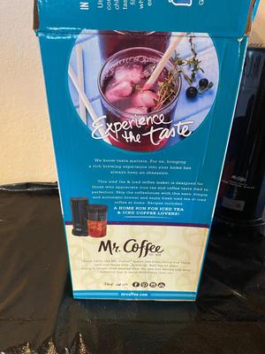 MR COFFEE ICE TEA AND ICED COFFEE MAKER