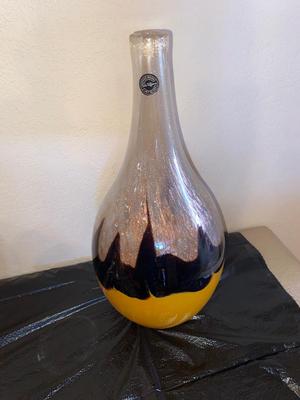 BEAUTIFUL DALE TIFFANY ART GLASS, CARNIVAL GLASS & WRAPPED VASE