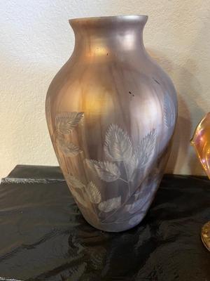 BEAUTIFUL DALE TIFFANY ART GLASS, CARNIVAL GLASS & WRAPPED VASE