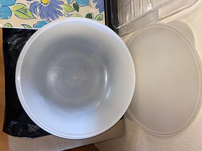 SERVING TRAYS, KITCHEN SCALE, COLANDER & MORE!