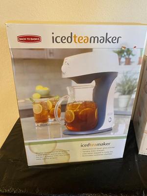 ANCHOR HOCKING CAKE SET & ICE TEA MAKER