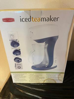 ANCHOR HOCKING CAKE SET & ICE TEA MAKER
