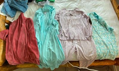 WOMENS NIGHT CLOTHES XL
