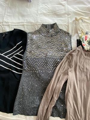 WOMENS MEDIUM SHIRTS