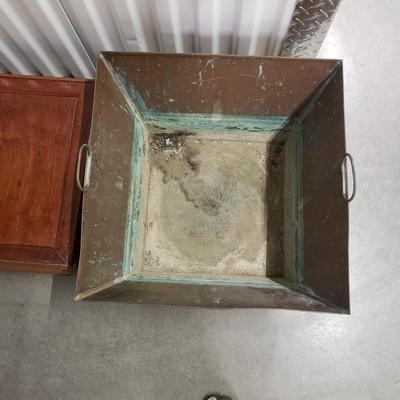 Copper Planter w/ Wooden Plant Stand (1018FR-KD)