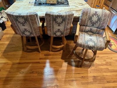 SWIVEL BAR STOOLS, THERE IS A TOTAL OF 4