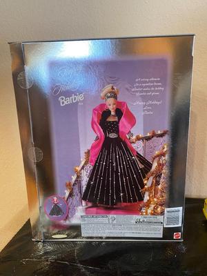 1999 HOLIDAY BARBIE AND TOY TRUCK