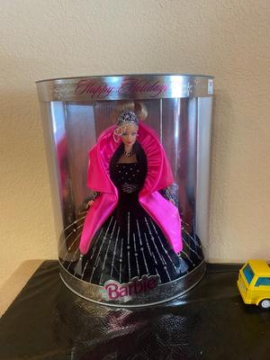 1999 HOLIDAY BARBIE AND TOY TRUCK