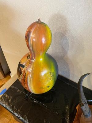 PAINTED GOURD AND MOUNTED HORNS
