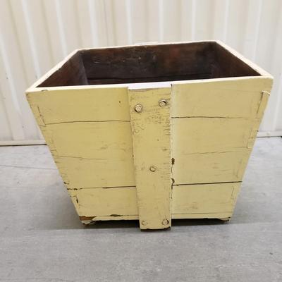 Rustic Hand Painted Wooden Planter Box (1020FR-KD)
