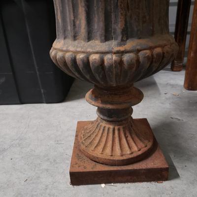 Four Cast Iron Planters (1020FR-KD)