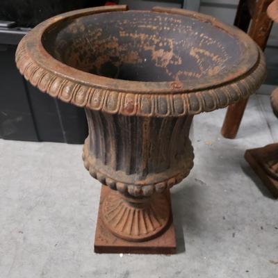 Four Cast Iron Planters (1020FR-KD)