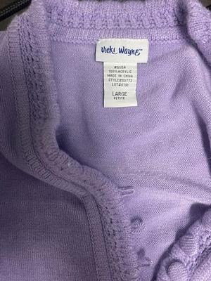 Vicki Wayne Vintage V-neck Lavender 100% Acrylic Short Sleeve Sweater size Petite Large PL