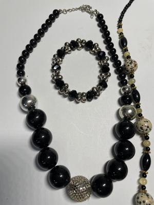 Black/silver tone jewelry sets