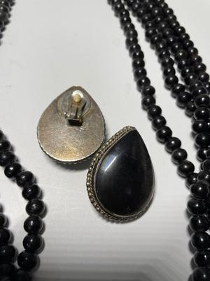 Black/silver tone jewelry sets