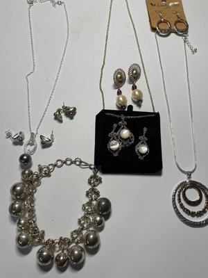 Silver tone jewelry