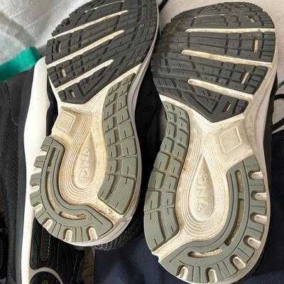 Lululemon, Lilla P, Brooks, & More Women’s Activewear (1018CL-ES)