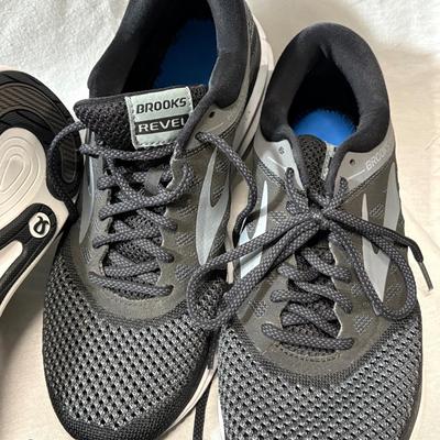 Lululemon, Lilla P, Brooks, & More Women’s Activewear (1018CL-ES)