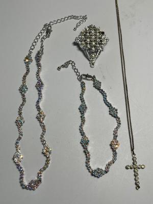 Rhinestone jewelry