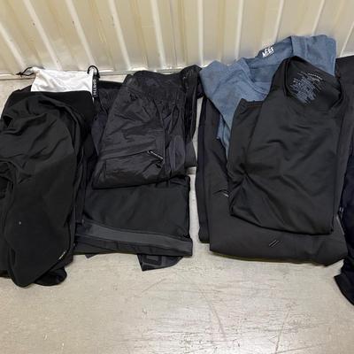 Obermeyer, Patagonia, North Face, REI, Rossignol, LL Bean, & More Mixed Adult & Youth Ski Clothes (1018CL-ES)