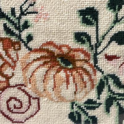 Shell-Themed Home Decor (1020FR-ES)