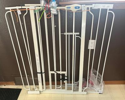 Baby gate