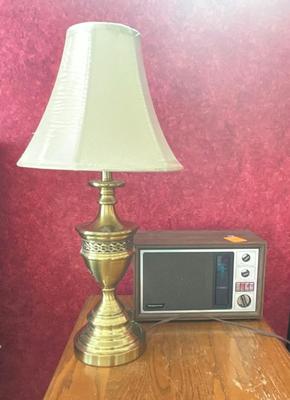 Vintage Magnavox Radio, Brass Lamp