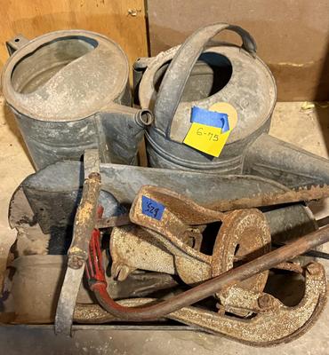 Garage #75, Vintage gas cans etc