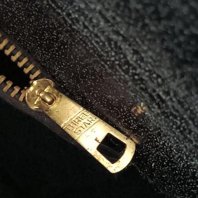 LOT 277: Vintage Estée Lauder Azurée Green Jars and Re-Nutriv Jars, Glass Eye Cup, Apothecary Jar, Vintage Hand Bag & More