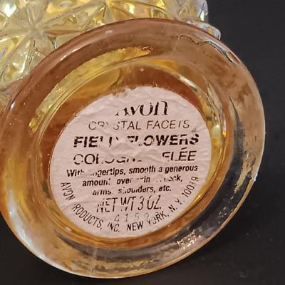 LOT 277: Vintage Estée Lauder Azurée Green Jars and Re-Nutriv Jars, Glass Eye Cup, Apothecary Jar, Vintage Hand Bag & More