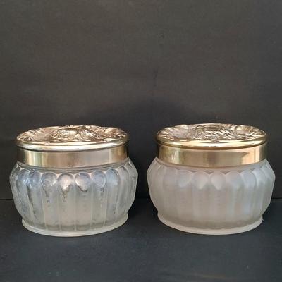 LOT 277: Vintage Estée Lauder Azurée Green Jars and Re-Nutriv Jars, Glass Eye Cup, Apothecary Jar, Vintage Hand Bag & More