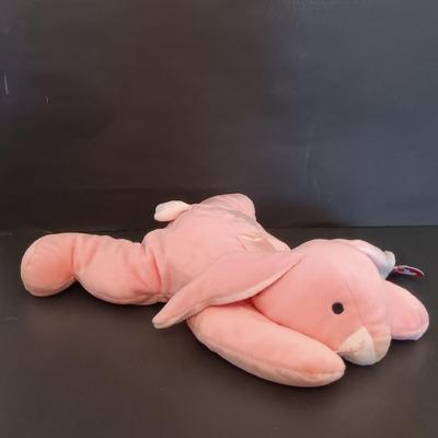 LOT 278: Collection of Vintage Beanie Babies