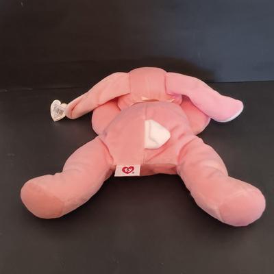 LOT 278: Collection of Vintage Beanie Babies