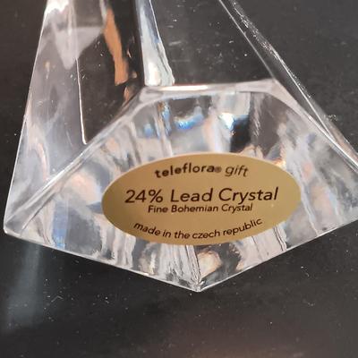 LOT 281: Vintage Madonna of the Kitchen Plaque, Atlantic Mold Co Praying Hands, Teleflora Crystal Cross & More