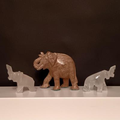 LOT 285: Miniature Stone and Metal Elephant Figurines