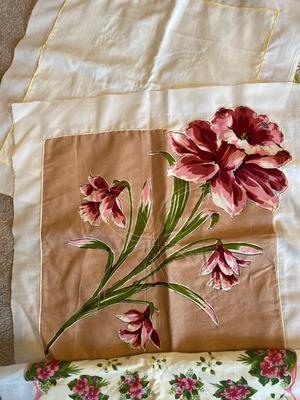 EMBROIDERED QUILT SQUARES
