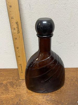 Brown Glass 375ml Godiva Chocolate Liquer Bottle Concentric Diagonal Slash Lines Oval Bottom