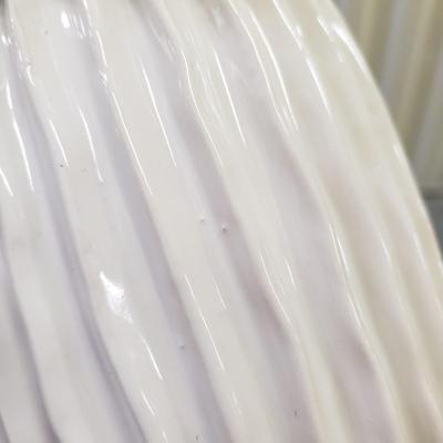 Faux Flowers, Potted Topiary and Dried Wreath (2058F-KD)