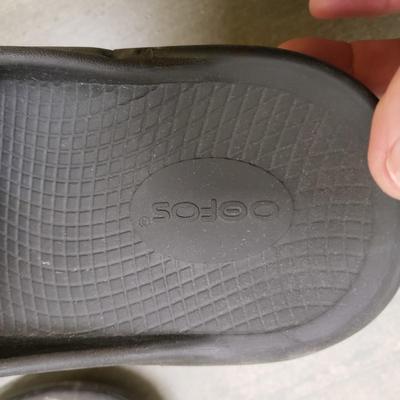 Men's Shoes-Keen, Burkenstock, & Oofos (1020CR-KD)