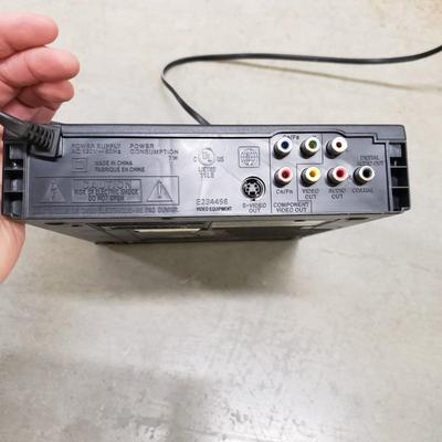 Vizio 32" TV W/Remote & Magnavox DVD Player W/Remote (1020FL-KD)