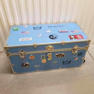 Traveling Trunk W/Two Caster Wheels (1020FL-KD)